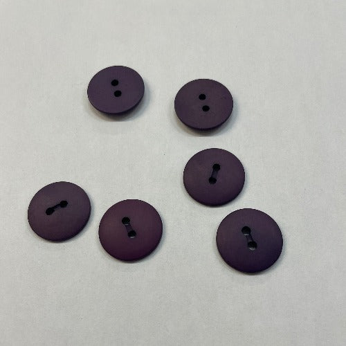 Plastic medium eggplant buttons 19mm (3/4")